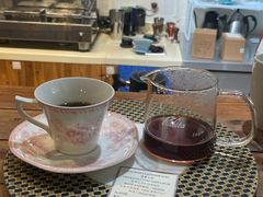 -LEO CAFE