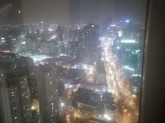 -唐拉雅秀酒店-西锦汇空中BBQ·思创餐厅