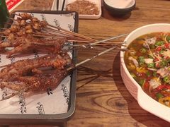 -拾光与烟火丨炭火串烧·自贡小活鲜(西村大院店)