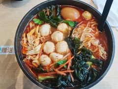 -灵芝妹子海鲜米线(劳动公园店)