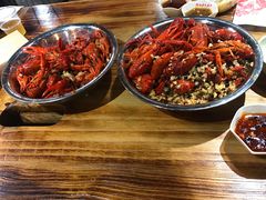 -琥珀老六龙虾(四里河店)