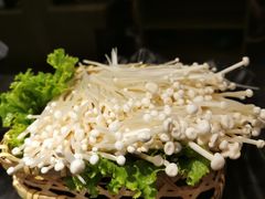 -湊湊火锅·茶憩(打浦桥日月光店)