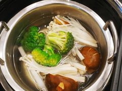 -汤响自助回转火锅百汇(乐峰广场店)