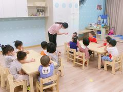 -黄浦乐烁龙鱼宝贝托育园(海潮路校区)