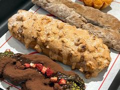 -HOT CRUSH趁热集合·现烤面包(环球港店)