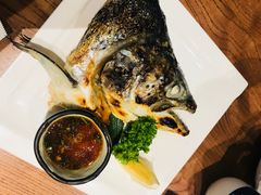 香草烤三文鱼头-阿吾罗日本料理(K11艺术中心店)