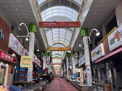 -西归浦每天偶来市场