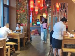 -小洞天柴火土菜馆