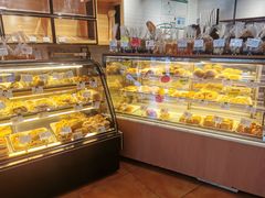 面包甜点陈列柜-小麦之家(海湾总店)