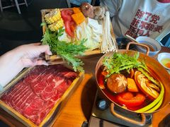 肥牛寿喜烧-满满初牛·炭烧牛肉专门店(国大店)