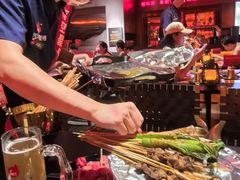 -何师烧烤Pro ·江湖川菜·小龙虾·精酿(太古里旗舰店)