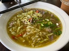 顺化牛肉汤檬粉-探越越南牛肉粉(江南西分店)