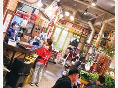 大堂-钢管厂歆瑞源油卤串串香(春熙路太古里店)