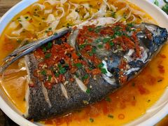 -香山湖家家宴(中山陵店)