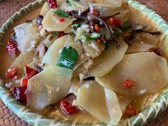 傣家爽口干腌菜洋芋片-傣家寨花园主题餐厅