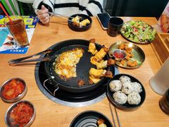 -肥肥虾庄·金牌油焖大虾(杨园滨江时代walk店)