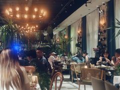 -Osteria Garden 生蚝花园餐厅(原进贤路店)