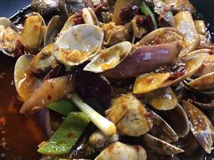 -靓靓蒸虾(恩施新天地店)