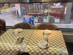 -新大咀港式茶餐厅(宝山万达店)