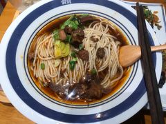-霸蛮湖南菜·牛肉粉(荣京西街店)