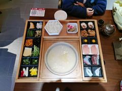 -文山荷鲜居(翠湖店)
