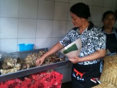 -Warung Babi Guling Ibu Oka 3