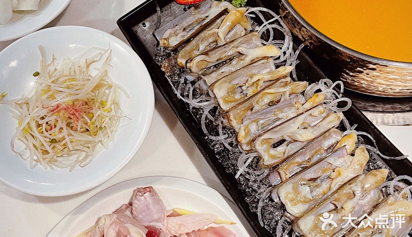 北京路丰盛足料秋日金汤花胶鸡火锅