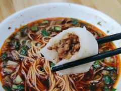 -崇州余荞面(落虹桥店)