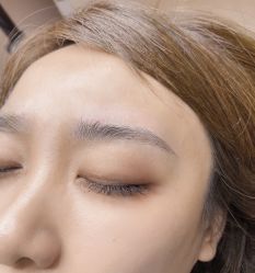 -本小姐美学·半永久纹眉野生眉