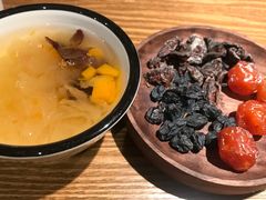 -山城外·非遗酸菜鱼(财富中心店)