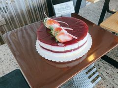 -怡豪大饭店·银顶旋转餐厅