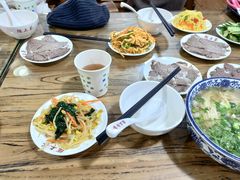 -陇上全荟兰州传统牛肉面(延吉路店)