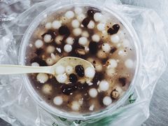 -芳婆糕团店(王府大街店)