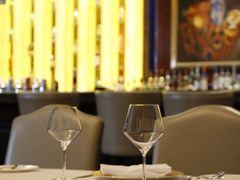 -龙虾酒吧扒房(宁波香格里拉店)