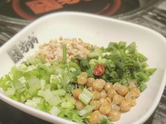 -老船舫·现做活鲜鱼馆(东郊记忆店)