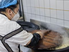 -黄阿姨锅贴大王(万航渡路店)