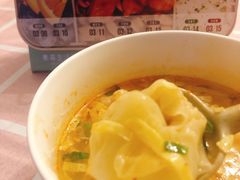 -胖子馄饨坊(天目大厦东南)