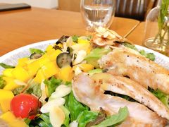 芒果芝麻鸡胸肉沙拉-AFS Cafe & Canteen(闽江二路店)