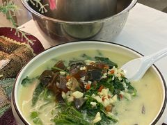 -刘姐啤酒鱼民族演艺餐厅(西街总店)