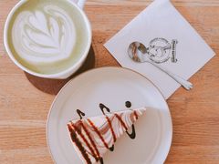 抹茶拿铁-长颈鹿咖啡(大学路店)