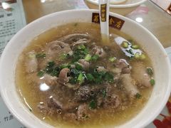 皇牌鲜猪杂汤-荔林食店(西华路店)
