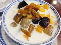 招牌手工芋圆系列-广信牛奶甜品世家(台东店)
