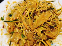 大拉皮-春發合饭庄