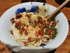 -兵哥豌豆面(雅颂居店)