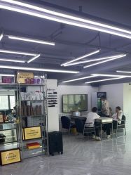 -宫铭烫发染发接发店