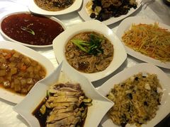 -御龙阁海鲜酒楼