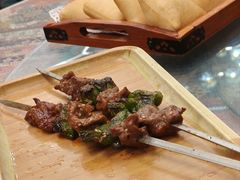 -乡村馕坑肉·烧烤·新疆菜·本地人更爱吃(阿勒泰首店)