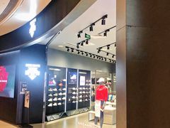 -迪桑特DESCENTE(青岛山东路万象城店)