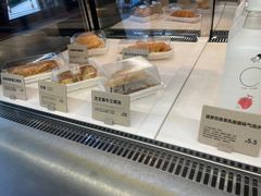 面包甜点陈列柜-喜茶(佛山顺德大良东乐路店)