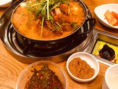 -喇喇排骨火锅·传统韩式脊骨汤(望京西园总店)